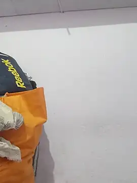 Snapshot of poojam93 chatting on 10.29.25 poojam93 online show from 10.29.25