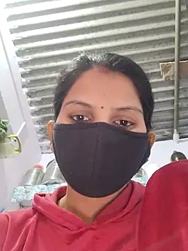 Snapshot of poojam93 chatting on 11.28.25 poojam93 online show from 11.28.25