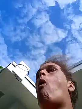 sarahkat86 online show from 10.31.25