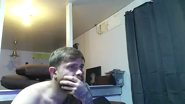 Bikerhot883hd online show from 04.22.26