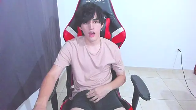 Snapshot of eren_188 chatting on 11.08.25 eren 188 online show from 11.08.25