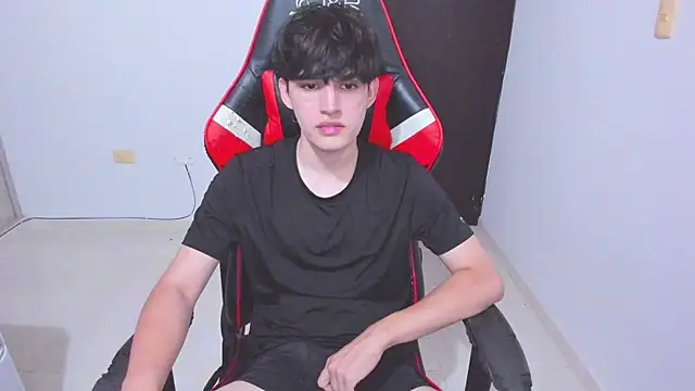 Snapshot of eren_188 chatting on 12.04.25 eren 188 online show from 12.04.25