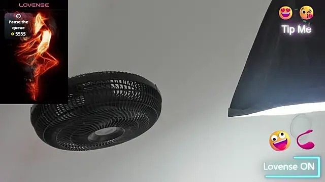 sweet  vanessa1 online show from 10.25.25