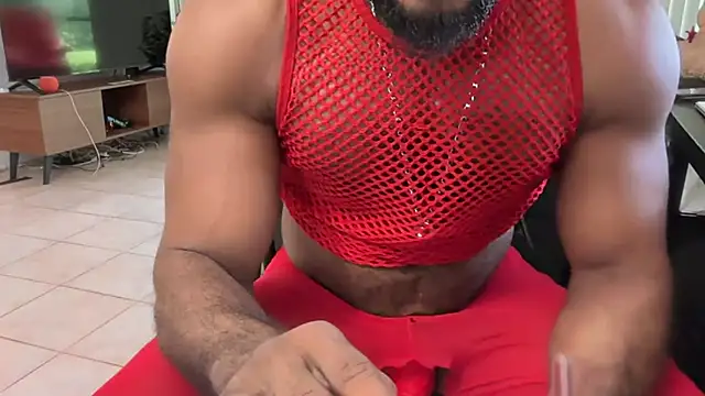 Snapshot of Piercedmuscle80 chatting on 06.26.26 Piercedmuscle80 online show from 06.26.26