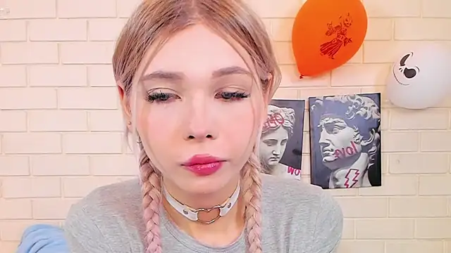 Blondy Fina online show from 11.09.25