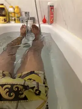 Snapshot of metissebmlongue chatting on 09.25.25 metissebmlongue online show from 09.25.25