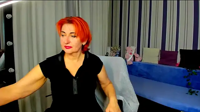 MilanaAlvis online show from 12.18.25