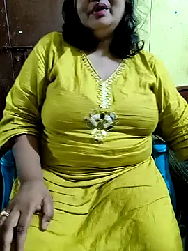 Snapshot of Swapna_Hyd chatting on 10.11.25 Swapna Hyd online show from 10.11.25