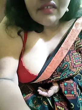 Snapshot of Swapna_Hyd chatting on 10.12.25 Swapna Hyd online show from 10.12.25