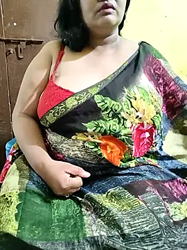 Snapshot of Swapna_Hyd chatting on 10.14.25 Swapna Hyd online show from 10.14.25