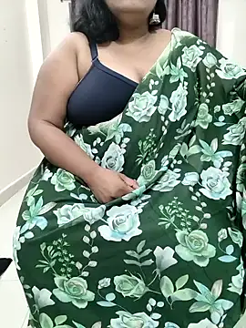 Snapshot of Swapna_Hyd chatting on 12.05.25 Swapna Hyd online show from 12.05.25