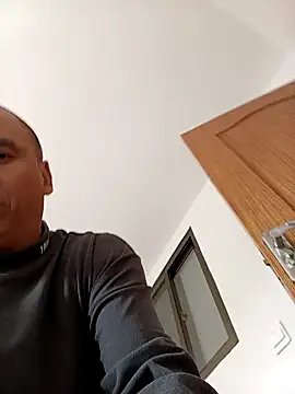 CWQ123 online show from 10.10.25