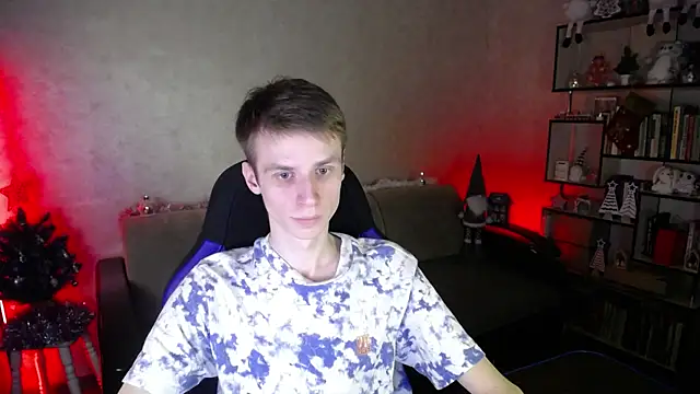 yes cute boy  online show from 01.08.26