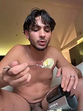 Snapshot of Gipsyboysteve chatting on 10.25.25 Gipsyboysteve online show from 10.25.25