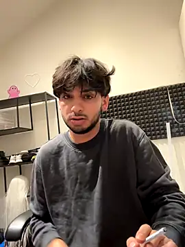 Snapshot of Gipsyboysteve chatting on 10.29.25 Gipsyboysteve online show from 10.29.25