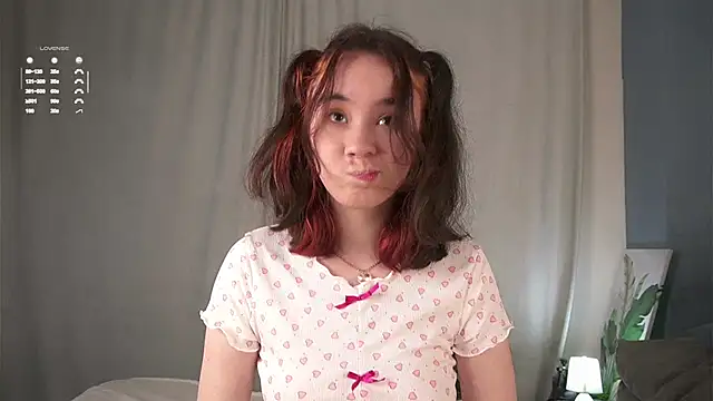 Snapshot of AlbertaClack chatting on 09.14.25 AlbertaClack online show from 09.14.25