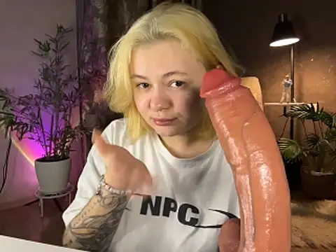 MoonIvy  online show from 03.06.26