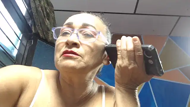 maggi hotsson online show from 01.07.26