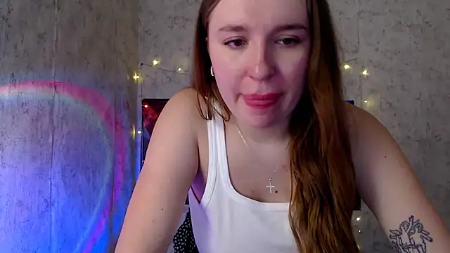 JuliaTopp  online show from 02.10.26