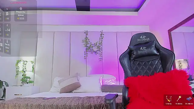 mia rousse25 online show from 02.10.26