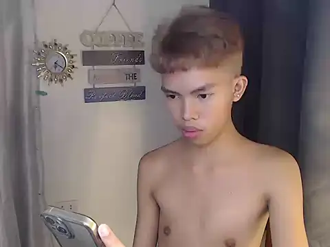 urcumjp online show from 10.24.25