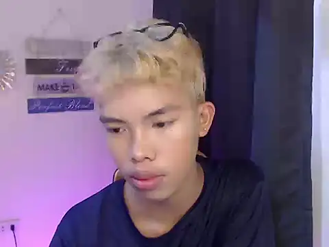 urcumjp online show from 11.25.25