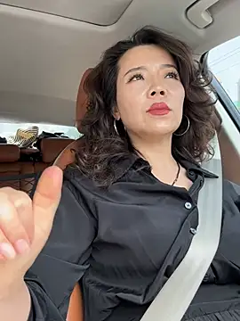 anna yngs online show from 05.22.26