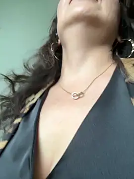 anna yngs online show from 05.29.26
