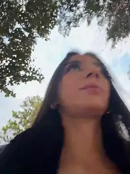 -juicy  online show from 04.15.26