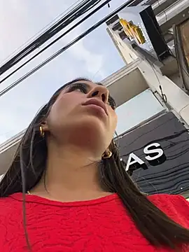 -juicy  online show from 04.16.26