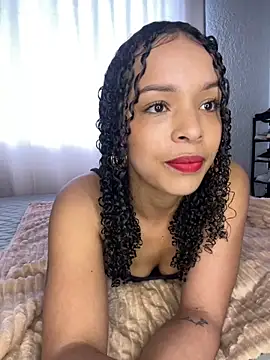 Yasmin777  online show from 09.23.25