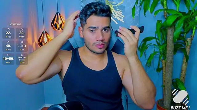 Snapshot of AndresR3 chatting on 09.14.25 AndresR3 online show from 09.14.25