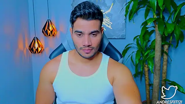 Snapshot of AndresR3 chatting on 09.16.25 AndresR3 online show from 09.16.25