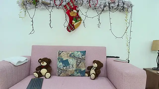 Sabrina Andrew online show from 12.22.25