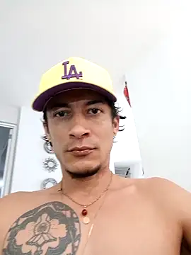 Alejobig27 online show from 11.25.25