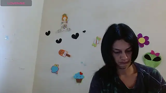 Akasha001 online show from 11.23.25