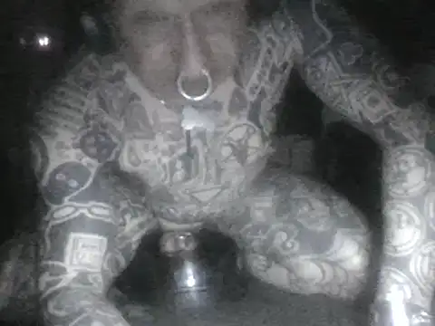 Snapshot of object857 chatting on 02.28.25 object857 online show from 02.28.25