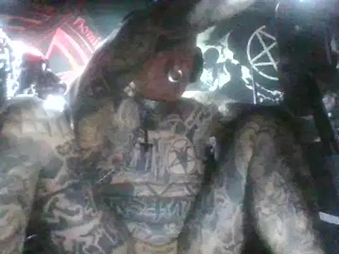 Snapshot of object857 chatting on 09.23.25 object857 online show from 09.23.25