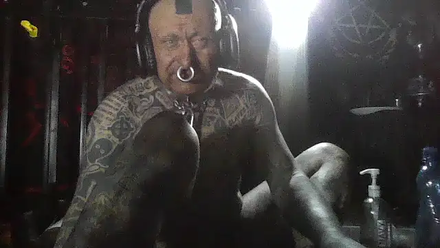 object857 online show from 04.18.26