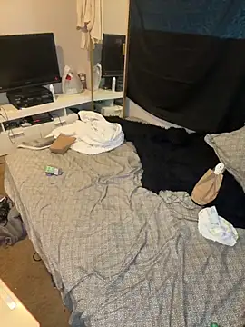 1n0nlythroat online show from 11.05.25