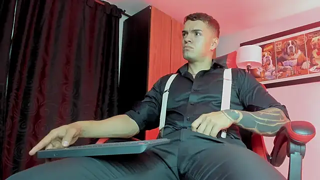 ALPHA DOMINUS  online show from 02.10.26