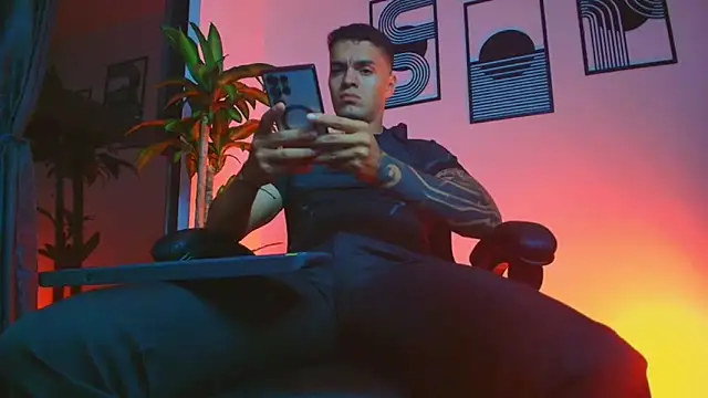 ALPHA DOMINUS  online show from 03.28.26