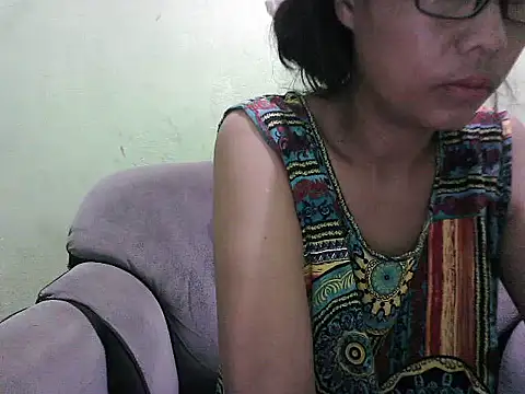 HotLadyPinay32 online show from 04.20.26