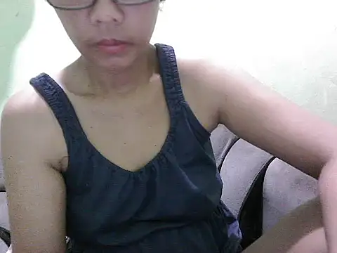 Snapshot of HotLadyPinay32 chatting on 05.01.26 HotLadyPinay32 online show from 05.01.26