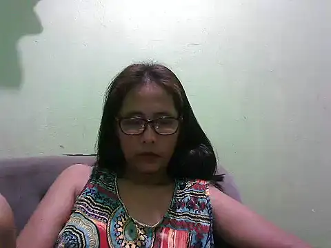 Snapshot of HotLadyPinay32 chatting on 07.07.26 HotLadyPinay32 online show from 07.07.26