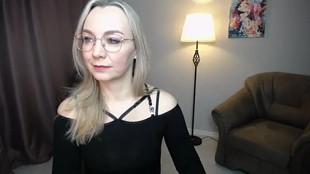 Ava Elior online show from 01.07.26