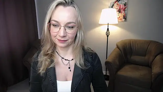 Ava Elior online show from 04.17.26