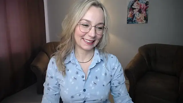 Snapshot of Ava_Elior chatting on 06.06.26 Ava Elior online show from 06.06.26