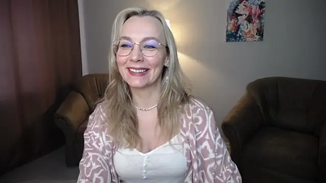 Snapshot of Ava_Elior chatting on 06.09.26 Ava Elior online show from 06.09.26