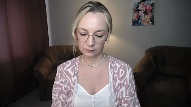 Snapshot of Ava_Elior chatting on 07.05.26 Ava Elior online show from 07.05.26